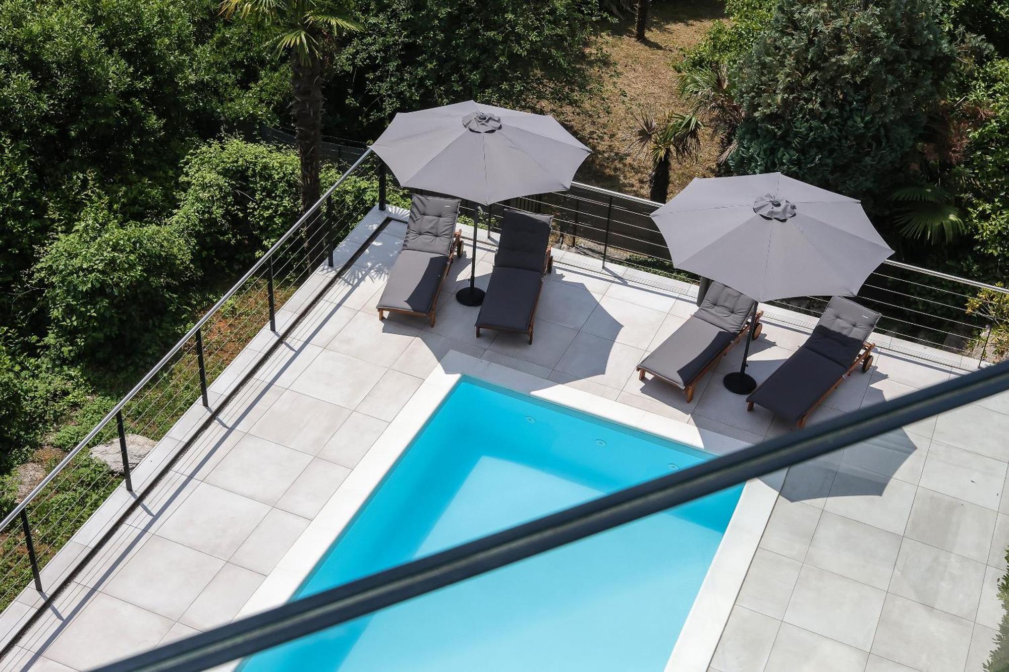Luxury Twin Apartments Opatija Bagian luar foto